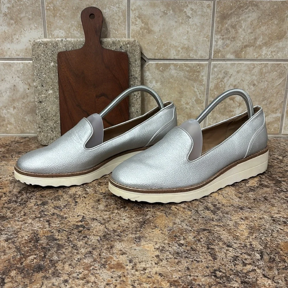 Call It Spring Vegan Silver Wedge Slip On Loafers Size 10 - Picture 2 of 12